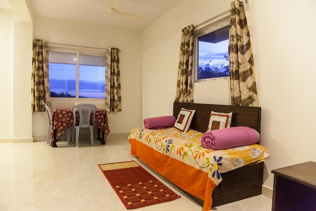 Petra Family Guest House Vālpārai Quarto foto